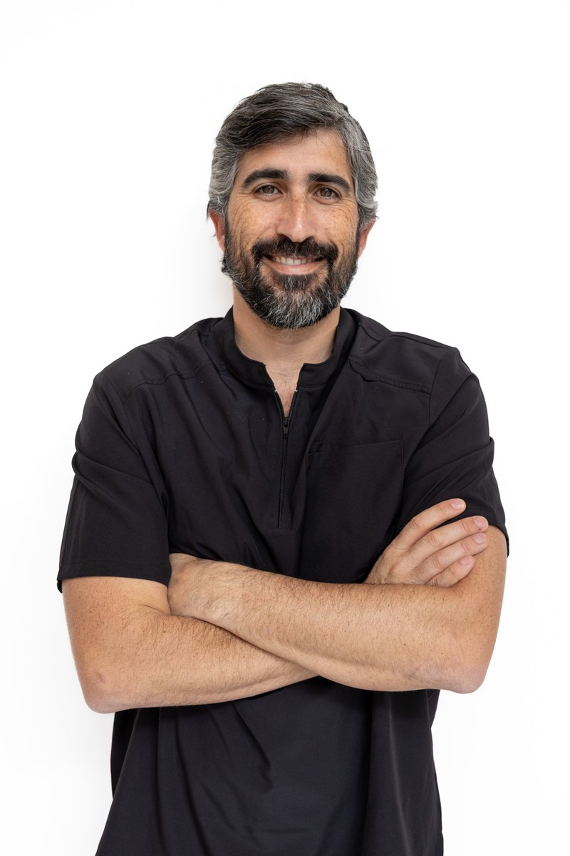 Dr. Tiago Rafael